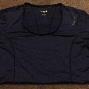 Women’s reebox tshirt
